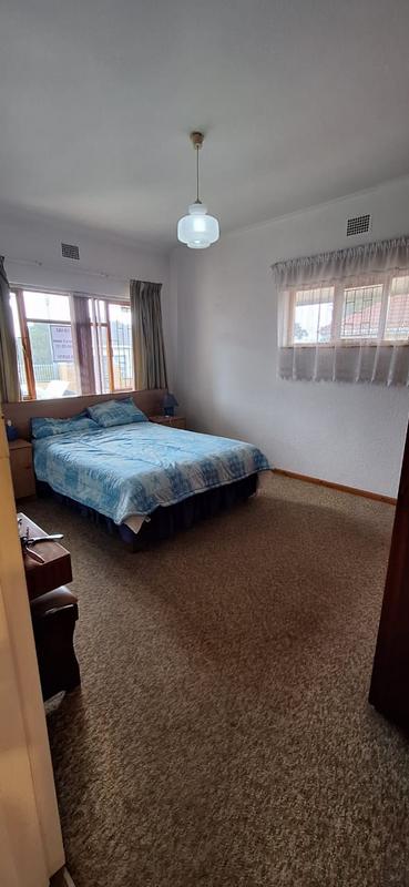 3 Bedroom Property for Sale in Goodwood Central Western Cape